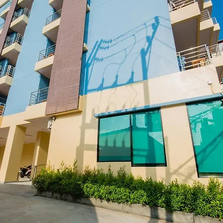 Aim House Hotel